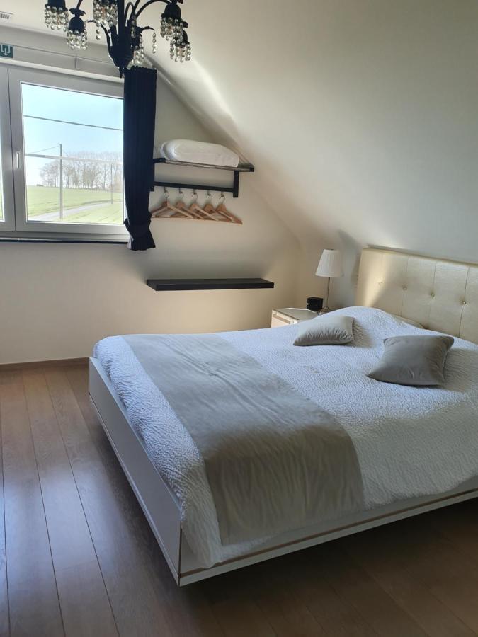 B&B Kanegem Onverbloemd 티엘트 외부 사진